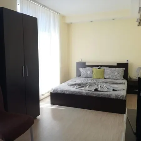 къща симона Pensión Kiten (Burgas)