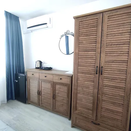 къща симона Casa de hóspedes Kiten (Burgas)